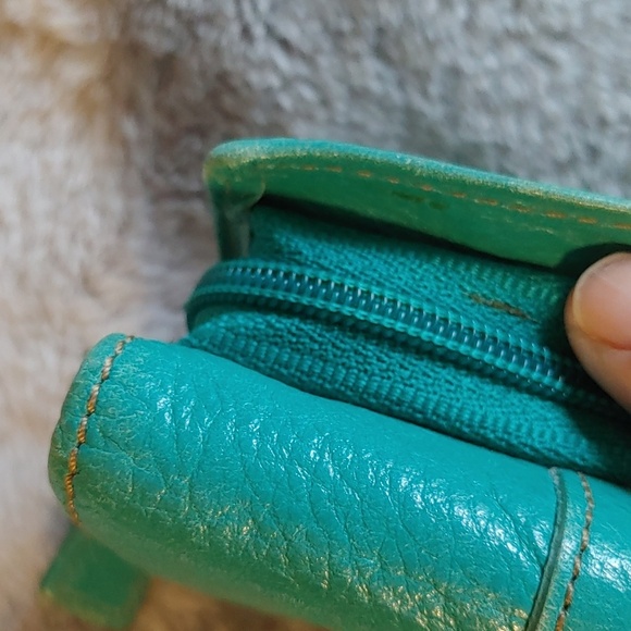 Danier Teal Genuine Leather Wallet - Picture 11 of 14